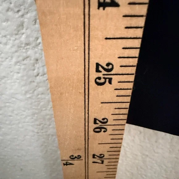 Lululemon On The Fly Pant Women's Size 6 Black Woven 26" Inseam Ankle Length - Picture 6 of 8